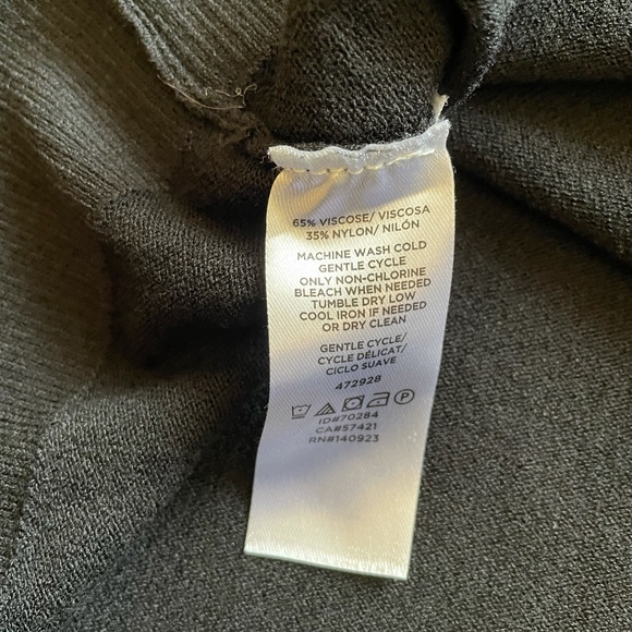 LOFT Short Sleeved Knit Top with Cute Collar Tie Detail - Picture 5 of 5